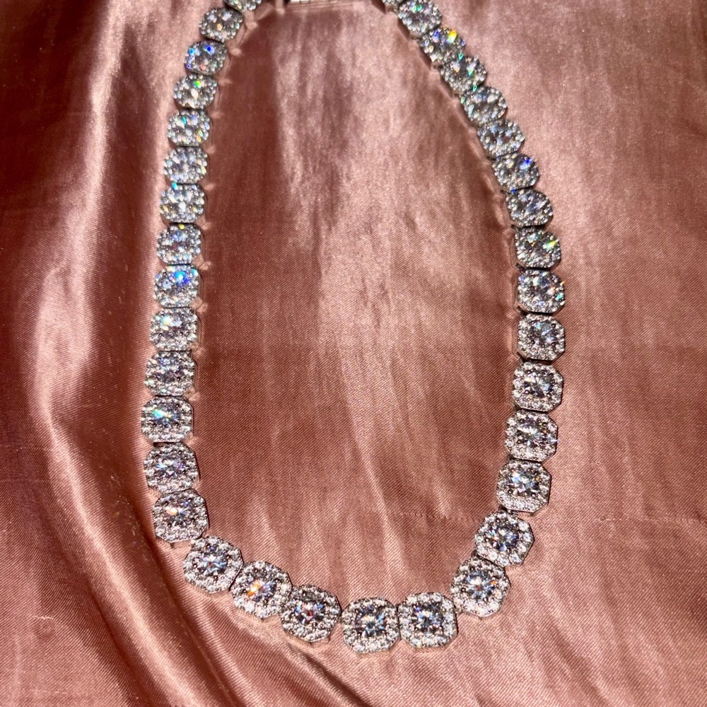 Elegant Silver Crystal Necklace